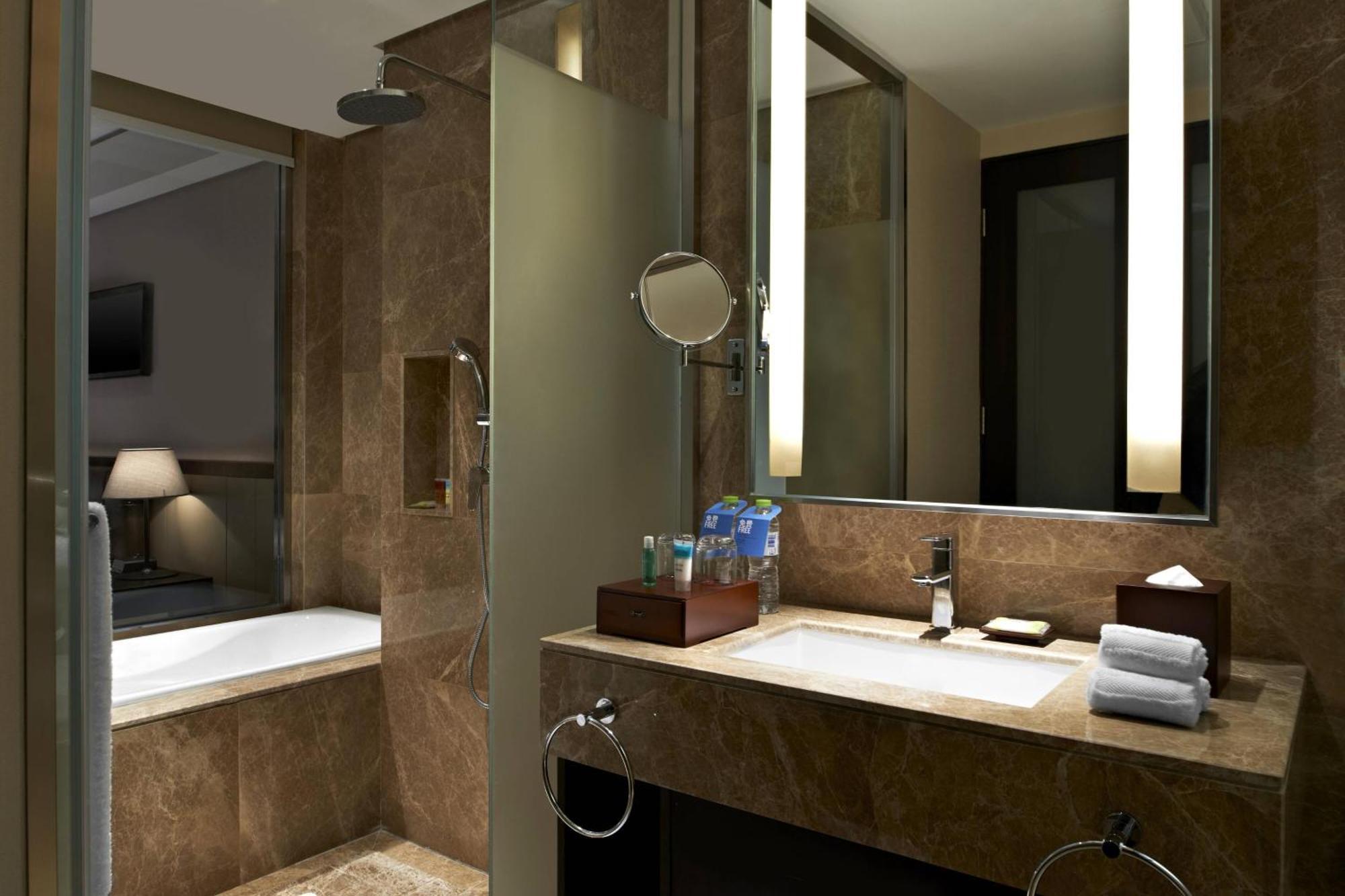 Four Points By Sheraton Qingdao, West Coast Luaran gambar