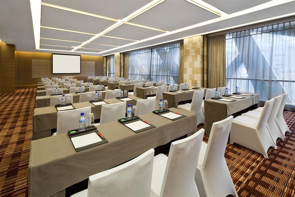Four Points By Sheraton Qingdao, West Coast Luaran gambar