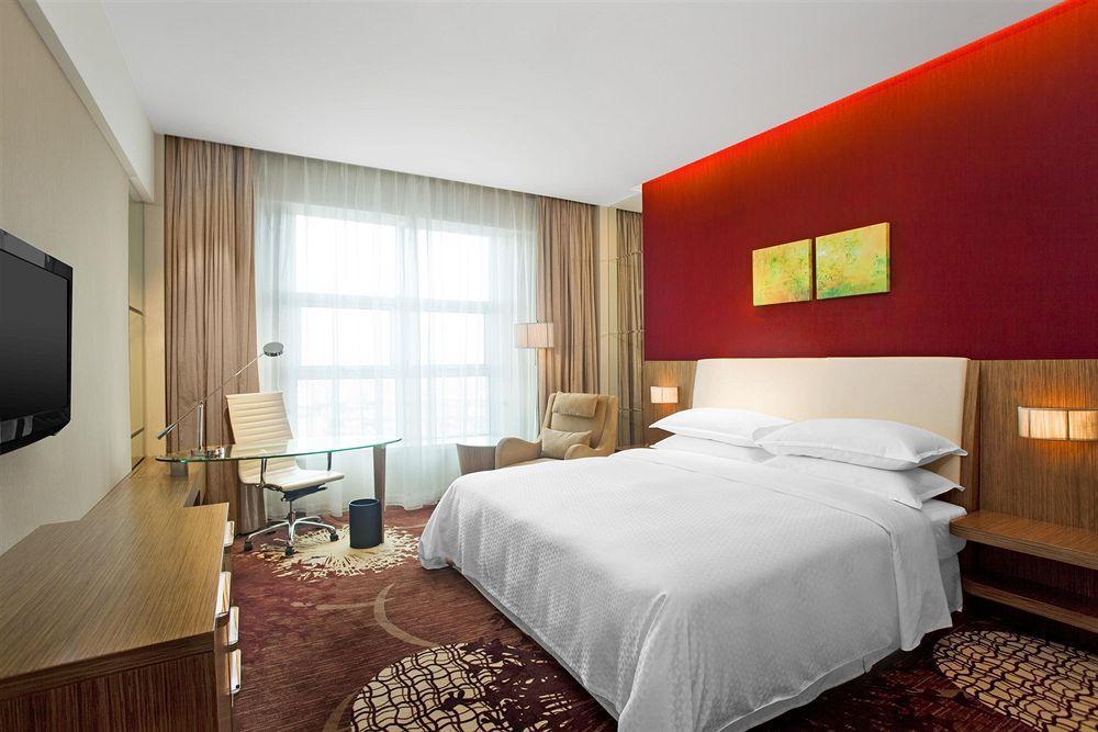 Four Points By Sheraton Qingdao, West Coast Luaran gambar